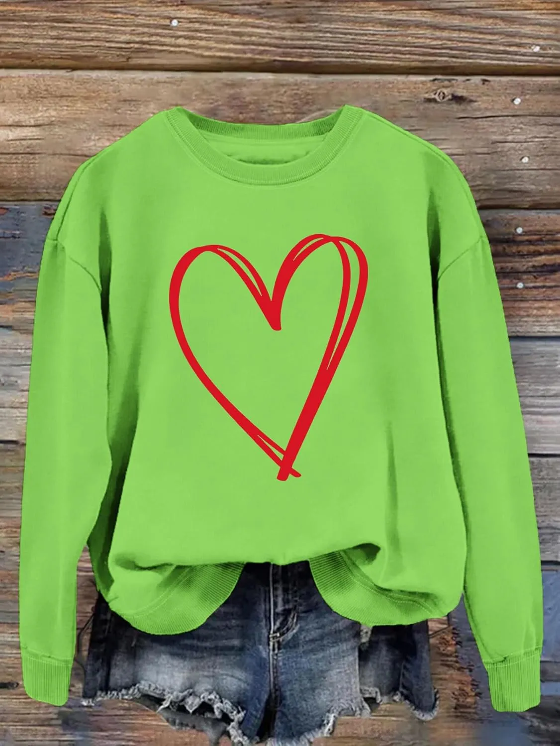 Crewneck Sweatshirts Women Valentine's Day Sweatshirt Love Heart Grahic Print Long Sleeve Pullover Casual Tops