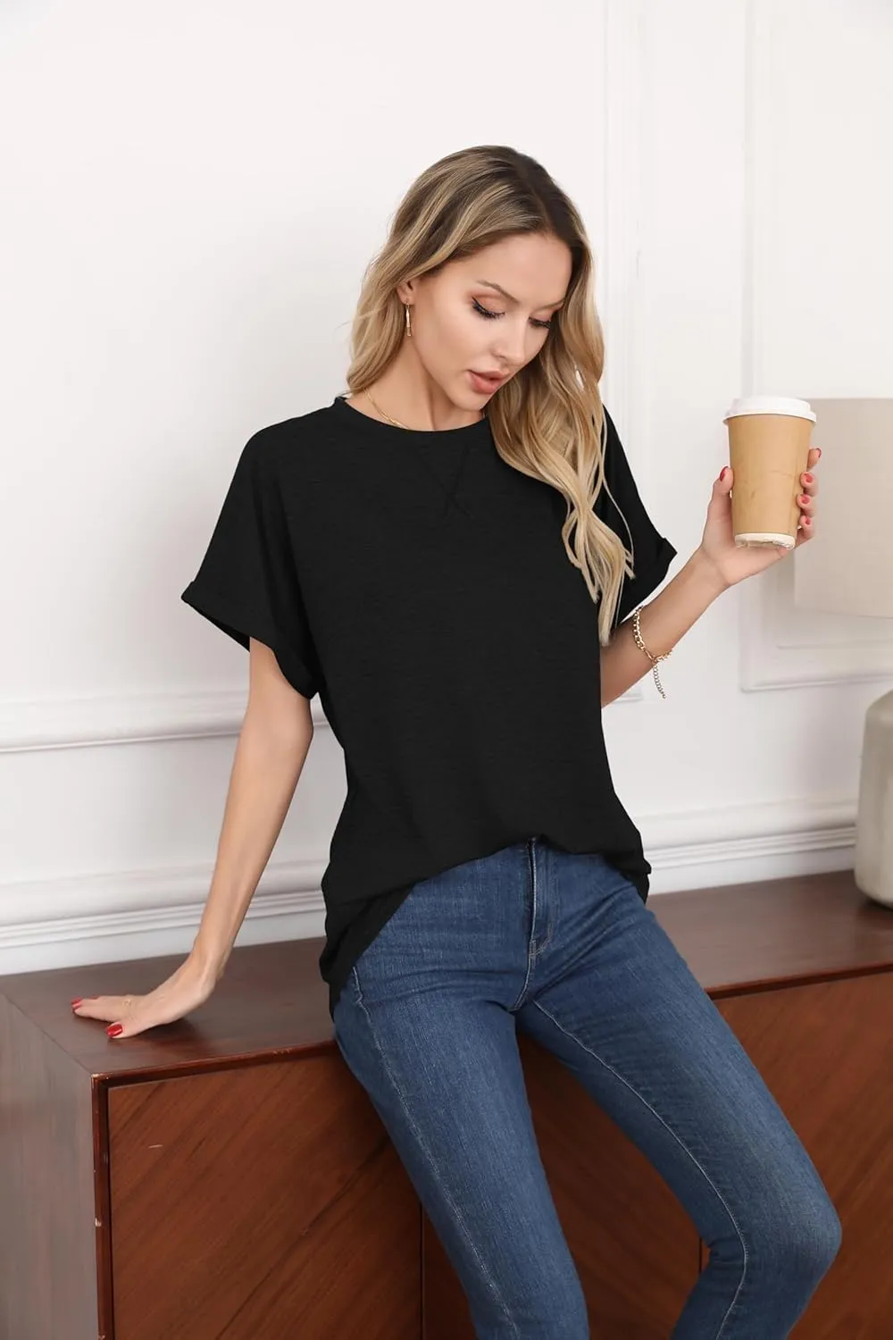HIYIYEZI Womens Oversized T Shirts Loose Fit Crewneck Short Sleeve Summer Casual Tops