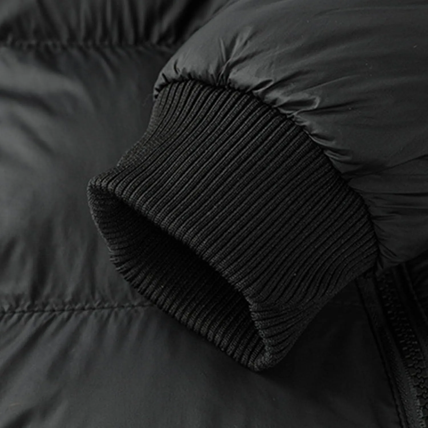 Mens Puffer Jackets Waterproof Hooded Insulated Thermal Down Coat Winter Puffy Jacket Outerwear for Running Travel