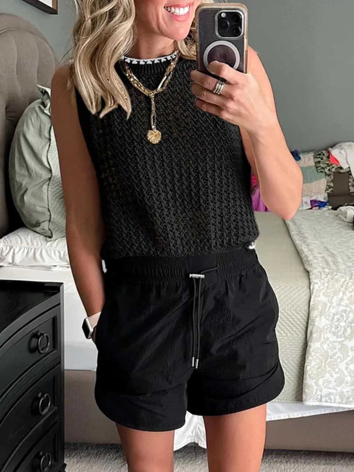 Saodimallsu Womens Sleeveless Knit Sweater Vest Crochet Color Block Stitched Crew Neck Cropped Casual Tops