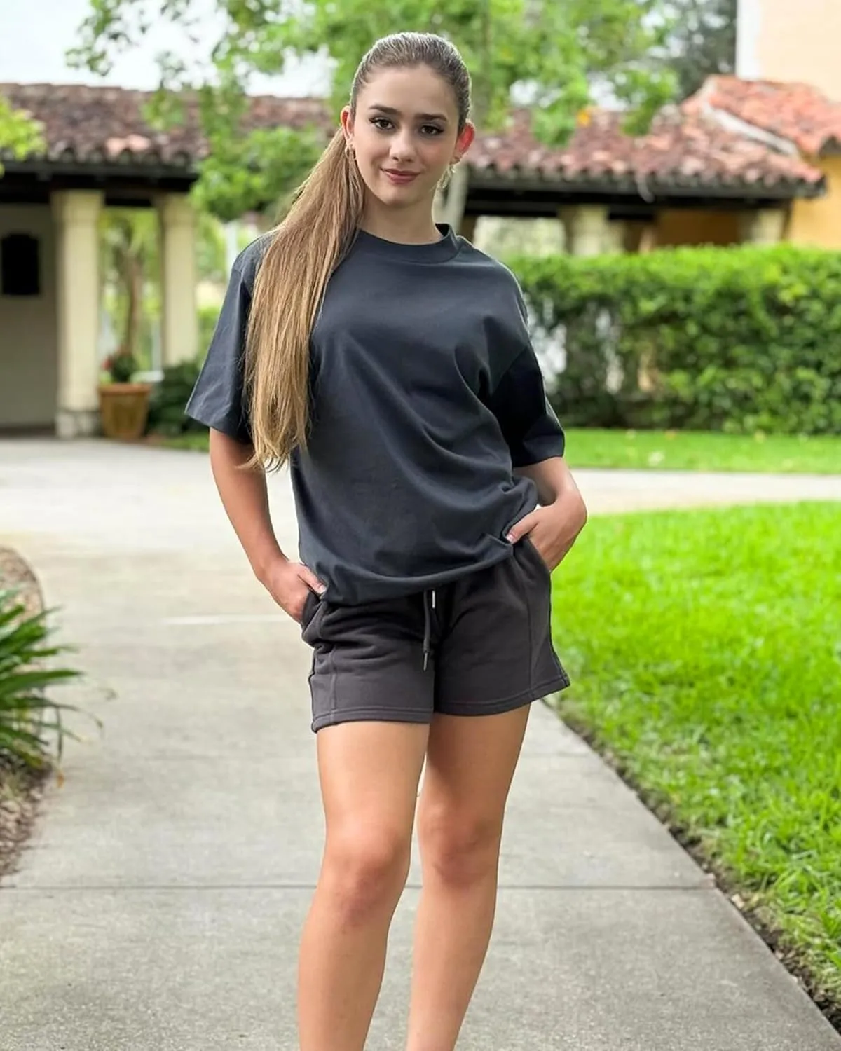 Stelle Women Cotton T-Shirts Oversized Crewneck Short Sleeve Summer Casual Tops Unisex Adult