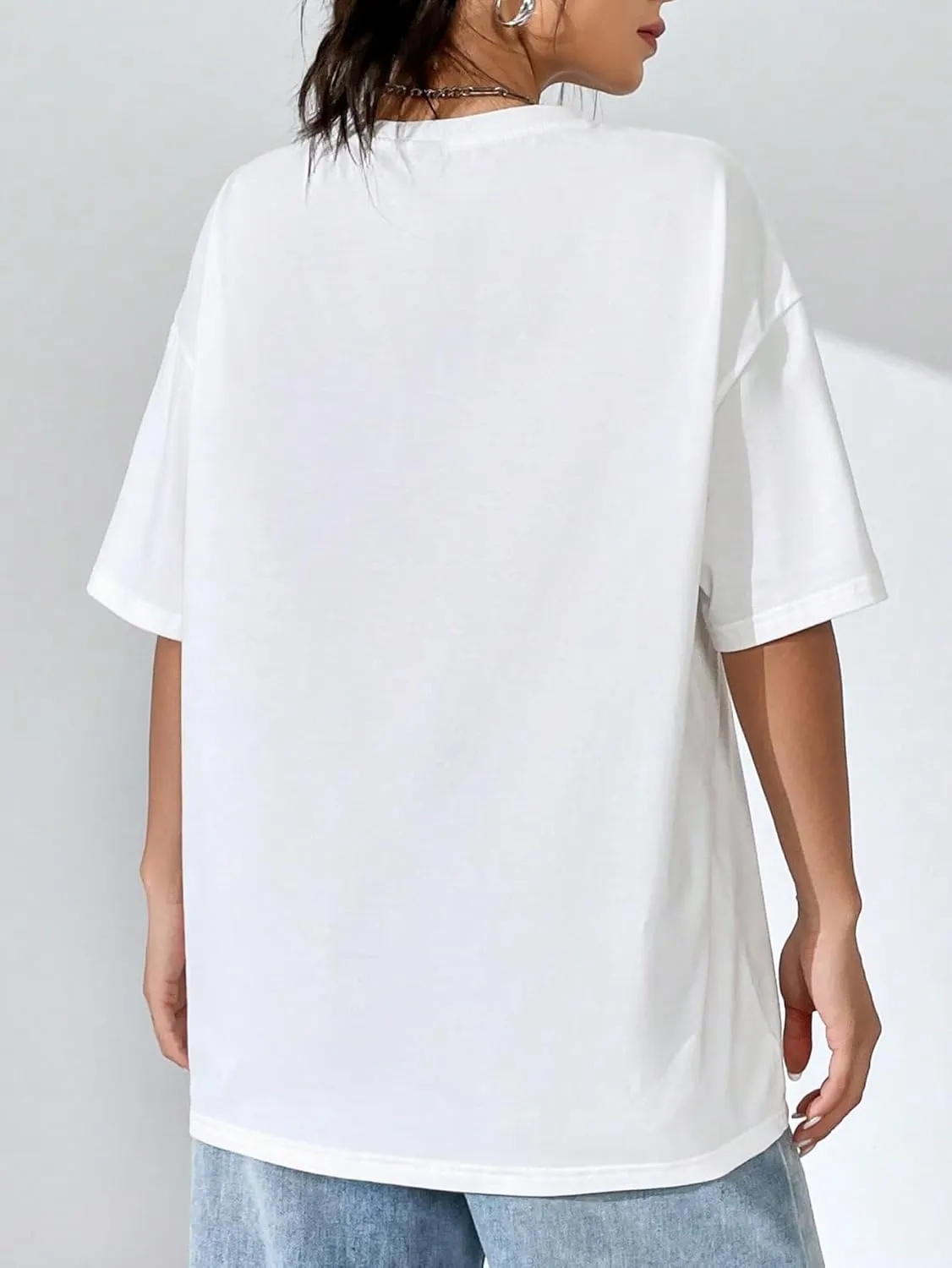 Verdusa Women's Letter Print Tee Shirt Oversized Crew Neck Drop Shoulder Casual Tops
