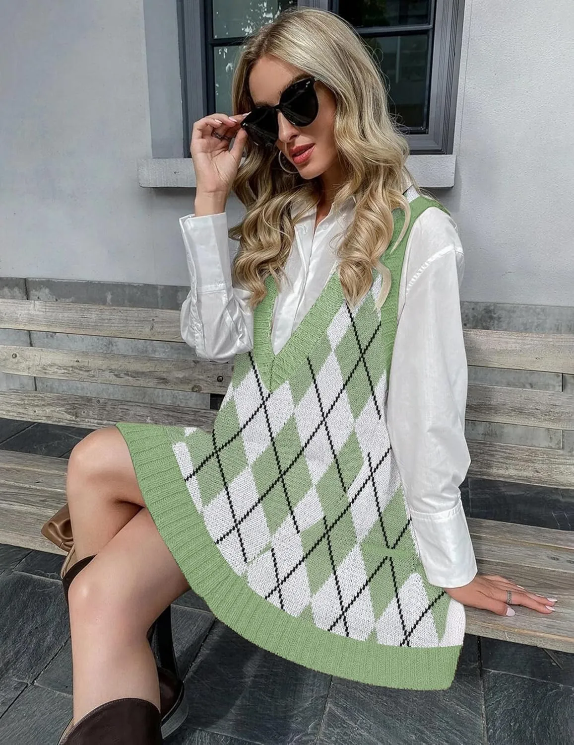 Zeagoo Womens Sweater Vest Dress Pattern Knitted Pullovers Sweaters V Neck Tank Sweater Dress with Pockets